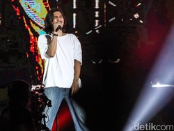 Sederet Aktivitas Duta Sheila On 7 di Kampung: Main Voli-Ikut Ronda