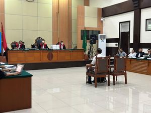 Pengacara Haris-Fatia Sebut Bukti di Kasus Luhut Abal-abal! Pengacara Haris-Fatia Sebut Bukti di Kasus Luhut Abal-abal!