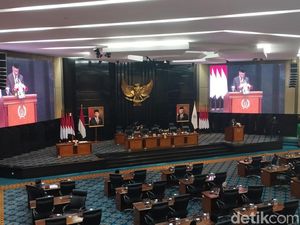 Legislator PSI Sebut Beberapa BUMD DKI Mandul, Tak Capai Target Laba Legislator PSI Sebut Beberapa BUMD DKI Mandul, Tak Capai Target Laba