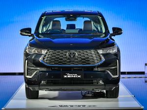 Toyota Innova Zenix Meluncur di Thailand, Paling Murah Rp 600 Jutaan Toyota Innova Zenix Meluncur di Thailand, Paling Murah Rp 600 Jutaan
