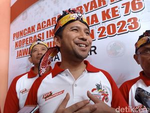 Wagub Emil Ancam Copot Pejabat Sekolah yang Mainkan Harga Seragam Wagub Emil Ancam Copot Pejabat Sekolah yang Mainkan Harga Seragam