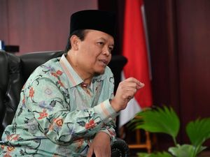 Ingatkan Menkominfo Fokus Larang Judi Online, HNW: Itu Amanat UU