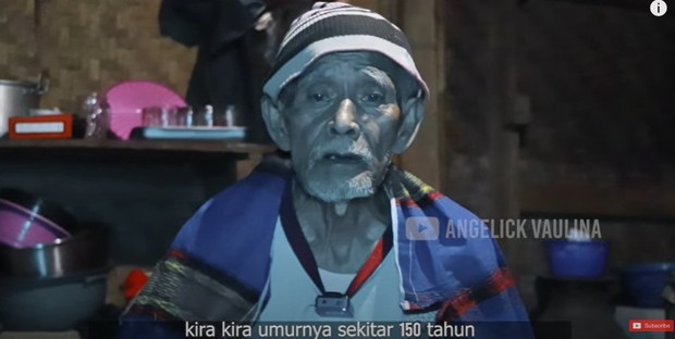 Bapak Sahria (150 tahun)/: Youtube.com/Angelick Vaulina Bapak Sahria (150 tahun)