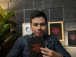 Petaka Kutukan Mustika Ratu Ular Petaka Kutukan Mustika Ratu Ular