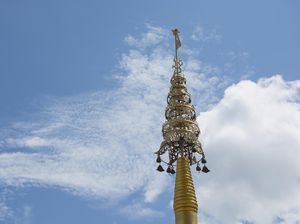 Apa Itu Chatra yang akan Dipasang di Candi Borobudur?