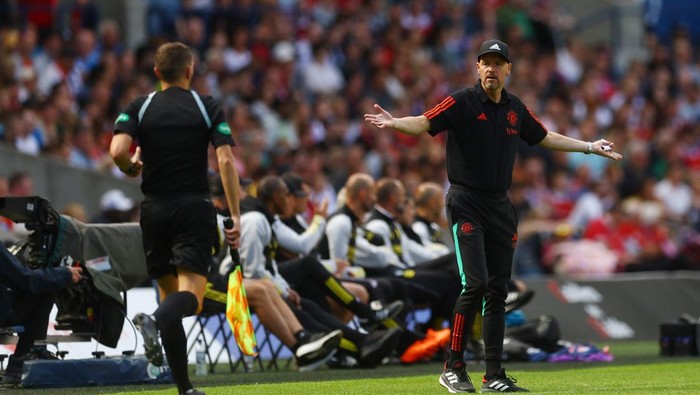 Soccer Football - Pre Season Friendly - Manchester United v Olympique Lyonnais - Murrayfield Stadium, Edinburgh, Scotland, Britain - July 19, 2023 Manchester United manager Erik ten Hag reacts Action Images via Reuters/Lee Smith
