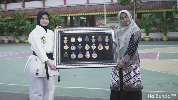 Juara Cilik Maharani Putri dan ibundanya