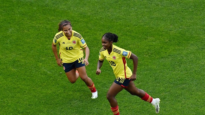 Soccer Football - FIFA Womens World Cup Australia and New Zealand 2023 - Group H - Colombia v South Korea - Sydney Football Stadium, Sydney, Australia - July 25, 2023 Colombias Linda Caicedo celebrates scoring their second goal with Leicy Santos REUTERS/Jaimi Joy