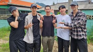 Potret Joohoney Wajib Militer Diantar Member MONSTA X