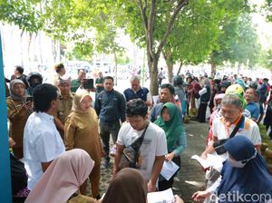 Operasi Pasar di Banyuwangi Distribusikan 19.200 Elpiji 3 Kg Operasi Pasar di Banyuwangi Distribusikan 19.200 Elpiji 3 Kg