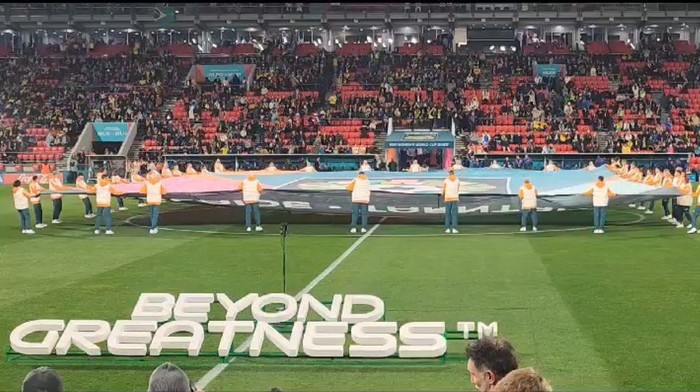 Vidyah Payapo asal Indonesia hadir langsung di Piala Dunia Wanita 2023 sebagai volunter di ajang tersebut.