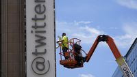 Resmi Ganti Logo, Papan Nama Twitter Mulai Dicopot dari Kantor Pusat