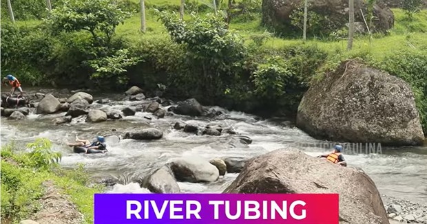 River Tubing di Kampung Adat Miduana/Foto: youtube.com/Angelick Vaulina River Tubing di Kampung Adat Miduana