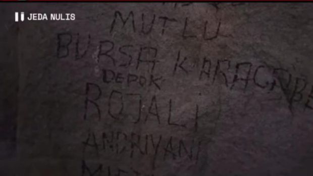 Vandalisme Depok di Gua Hira