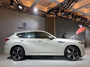 Mazda CX-60 Pakai Mesin Mild Hybrid, Seberapa Efisien Konsumsi BBM-nya? Mazda CX-60 Pakai Mesin Mild Hybrid, Seberapa Efisien Konsumsi BBM-nya?