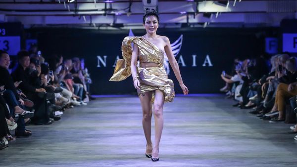 8 Artis Mendadak Jadi Model Catwalk, Fuji Bersayap, Nikita Mirzani Nyeker