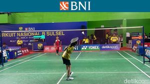 Foto: Aksi Fitriyah Latifah Raih Tiket 16 Besar BNI Sirnas B Sulsel