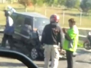 Kronologi Kecelakaan Maut Bus Restu Tabrak Mobil dan Motor di Pasuruan