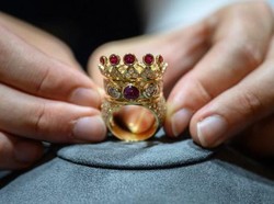 Cincin Tupac Shakur Terjual Rp 15 M, Dipakai Beberapa Hari Sebelum Kematiannya