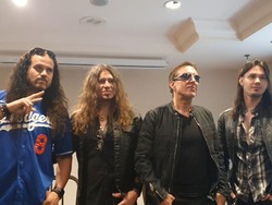 Menuju Album Baru Dino Jelusick