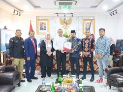 DPRA Serahkan Nama 7 Komisioner KIP Aceh ke KPU Pusat