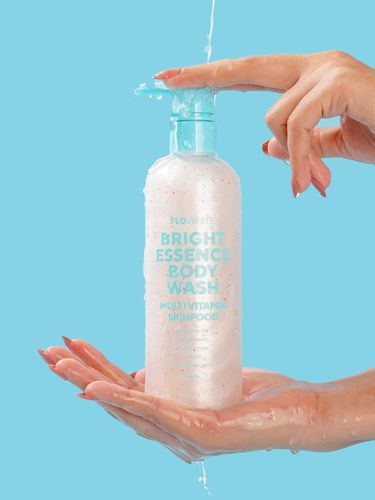 Flowhite Bright Essence Body Wash Multi Vitamin Skinfood