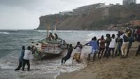 Kapal Migran Terbalik di Lepas Pantai Senegal, 17 Orang Tewas