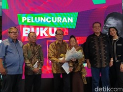 Ishadi SK Luncurkan Buku Broadcaster Empat Zaman, CT Hadir Langsung