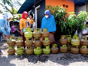 DPR Restui Pemerintah Kasih Subsidi Listrik dan LPG 3 Kg DPR Restui Pemerintah Kasih Subsidi Listrik dan LPG 3 Kg