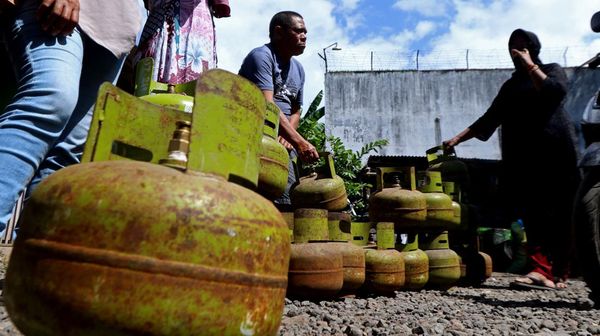 LPG 3 Kg Langka di Banyuwangi, Warga Harus Antre