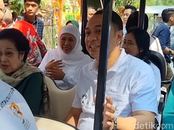 Khofifah Kenang Momen Melayani Megawati dan Gus Dur