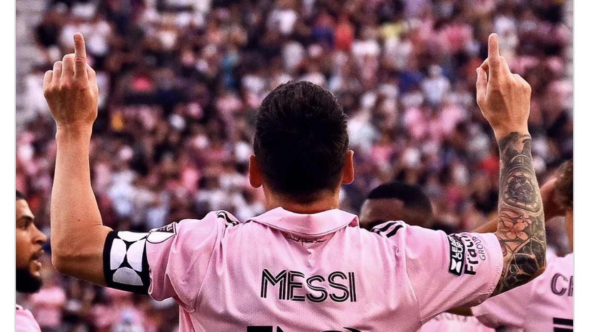 Lionel Messi memberi kado untuk skuad Inter Miami. (Foto: Twitter