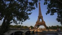 Menikmati Indahnya Lanskap Romantis Kota Paris