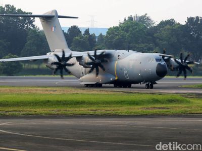 Potret Pesawat Airbus A400M Mejeng di Lanud Halim