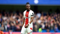 Romeo Lavia juga jadi perebutan Chelsea-Liverpool. Kabar terbaru, Southampton akan melepas pemain berusia 19 tahun itu ke London (Instagram @lavizzy6)