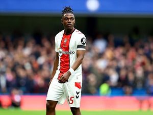 Tawaran Ketiga Ditolak, Liverpool Terus Kerja Keras Boyong Romeo Lavia Tawaran Ketiga Ditolak, Liverpool Terus Kerja Keras Boyong Romeo Lavia
