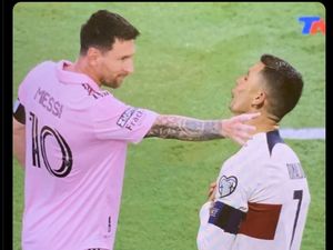 Meme Selebrasi Anyar Lionel Messi: Palu Thor hingga Cekik Ronaldo