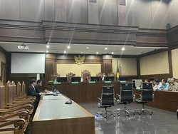 Sidang Gugatan Rp 1 T: Anwar Abbas Hadir, Panji Gumilang Absen