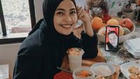 Sederhana! Tantri Syalindri Doyan Makan Tempe Goreng dan Sambal Cobek