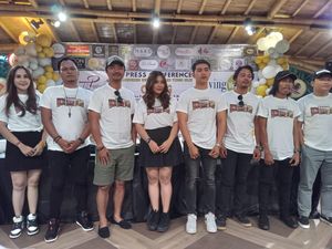Tika Pagraky, Gus Teja, dan Rocktober Rilis Single dan Video Klip Cening Tika Pagraky, Gus Teja, dan Rocktober Rilis Single dan Video Klip Cening