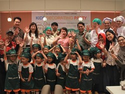 Peringati Hari Anak, TOUS les JOURS Ajak Anak-anak PAUD Hias Cupcake