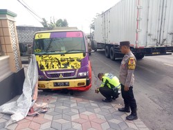 Tragis! Ibu dan Anak di Gresik Tewas Tertabrak Truk Tangki