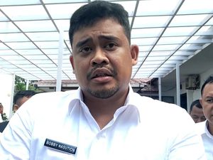 Waketum Hanura Tersangka Penipuan Rp 1 M Ternyata Pamannya, Bobby Buka Suara Waketum Hanura Tersangka Penipuan Rp 1 M Ternyata Pamannya, Bobby Buka Suara