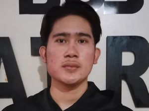 Petaka Pria Kendari Open BO Wanita PSK Berujung Dianiaya Sadis Waria Petaka Pria Kendari Open BO Wanita PSK Berujung Dianiaya Sadis Waria