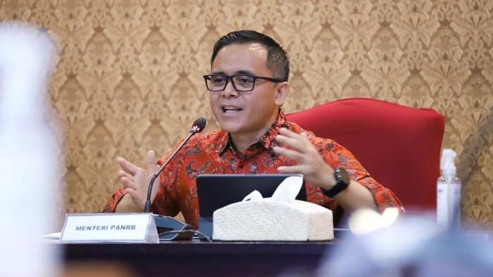 Abdullah Azwar Anas Abdullah Azwar Anas