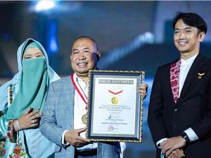 Agen Travel Ini Pecahkan Rekor MURI Pembacaan Lafal Talbiyah Terbanyak
