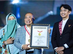 Agen Travel Ini Pecahkan Rekor MURI Pembacaan Lafal Talbiyah Terbanyak