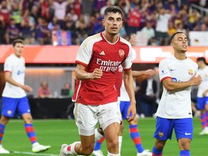 Xavi Keluhkan Intensitas Arsenal, Arteta Membalas