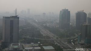 Horor! Sore Ini Polusi Jakarta Terburuk Sedunia