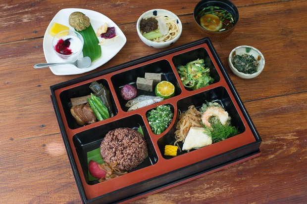 Makanan sehat di restoran Ogimi/Foto: Visit Okinawa Japan Makanan sehat di Ogimi